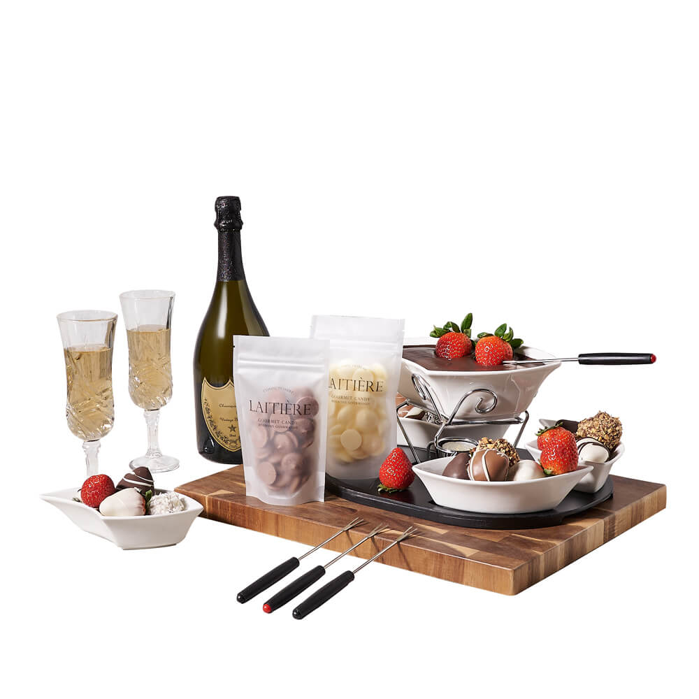 Chocolate Strawberry Fondue &amp; Champagne Gift, chocolate gift, chocolate, sparkling wine gift, sparkling wine, champagne gift, champagne, fruit gift, fruit, chocolate fondue gift, chocolate fondue